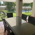A Villa In The Center Next To The Sea