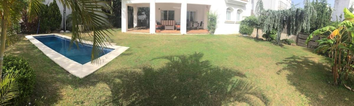 A In The Center Next To The Sea *