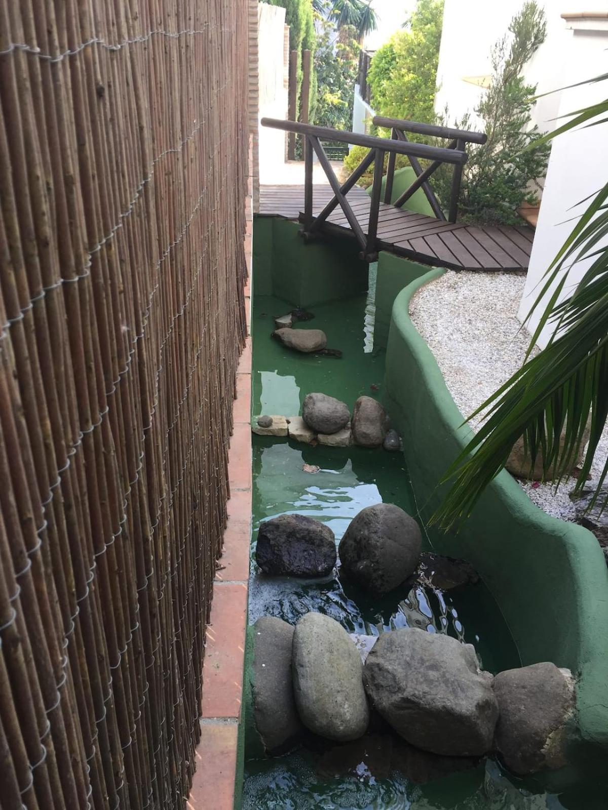 A In The Center Next To The Sea Villa
