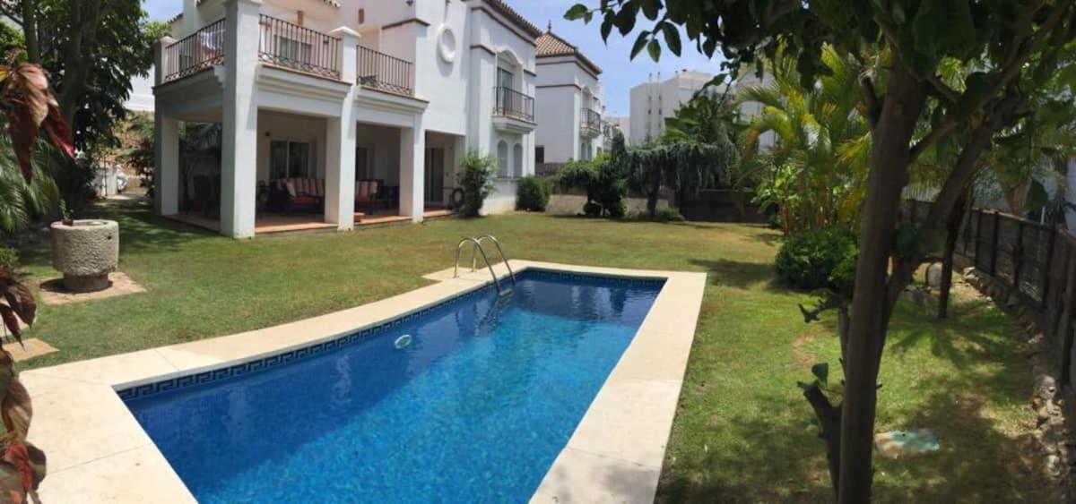 Villa A In The Center Next To The Sea *