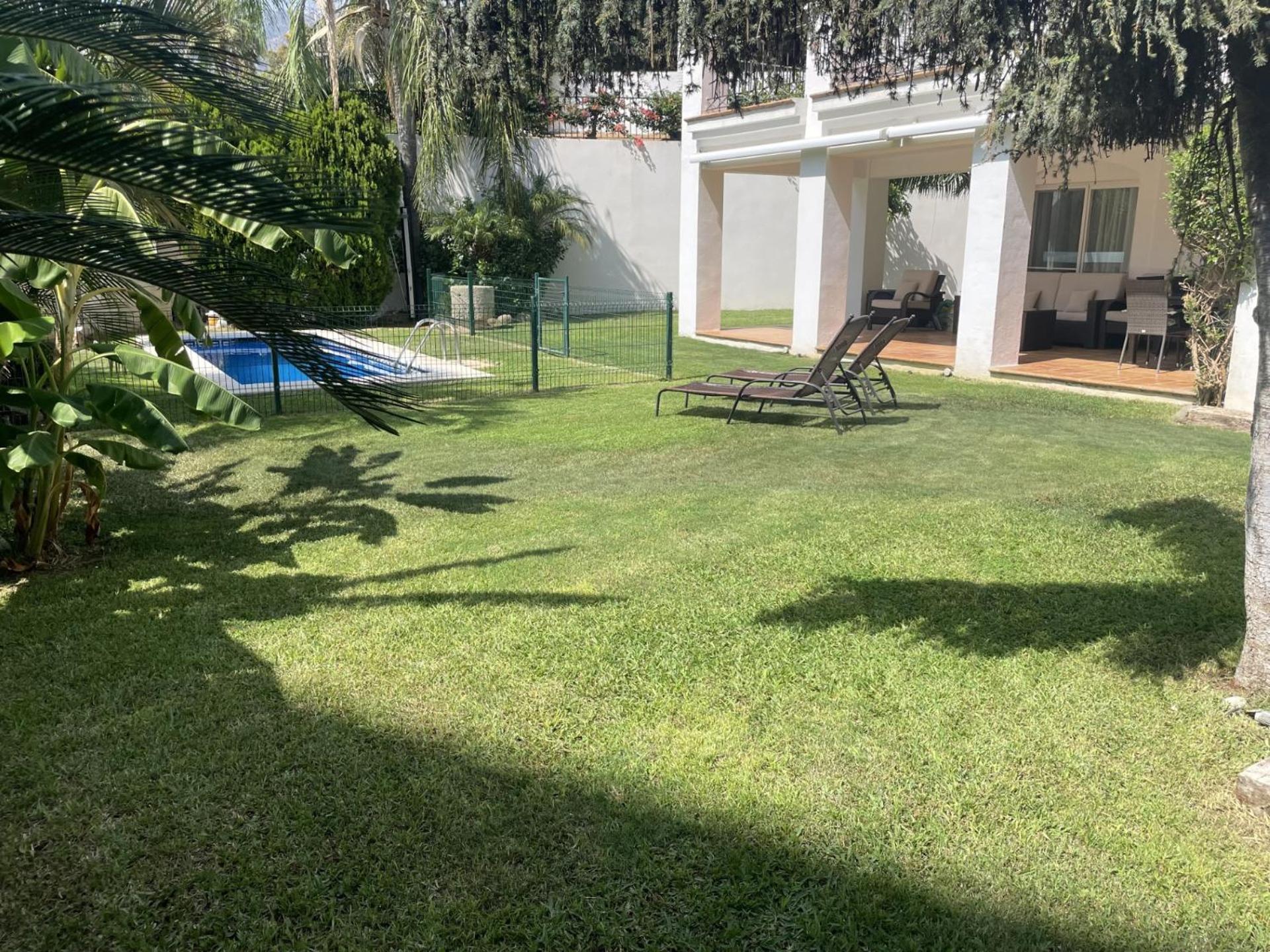 A In The Center Next To The Sea Villa *